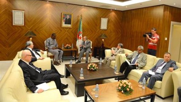الجزائر تعبر عن ارتياحها للخطوة التنظيمية الجديدة للحركات السياسية العسكرية لشمال مالي   الإذاعة الجزائرية