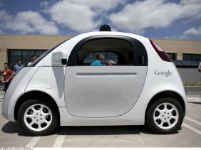 سيارة غوغل  ذاتية القيادة تحصل على براءة اختراع Google-s-new-self-driving-cars