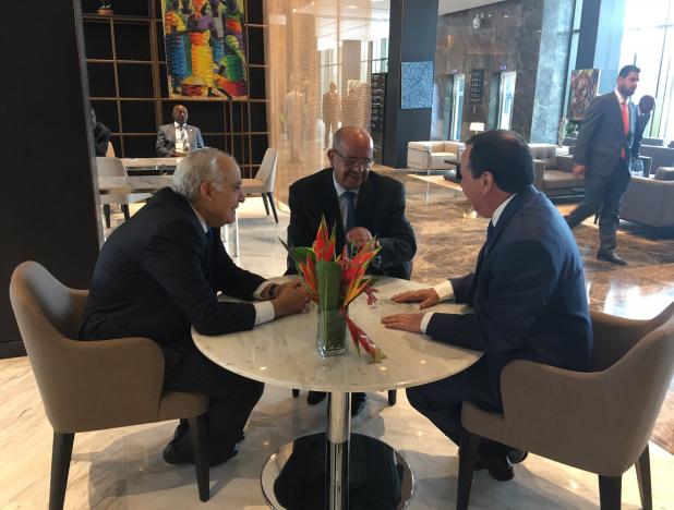 Messahel s'entretient avec le représentant spécial de l'ONU pour la Libye  3